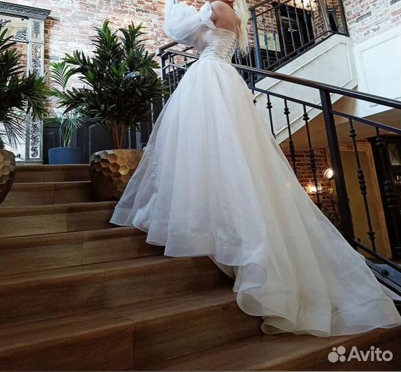 Прокат аренда платьев