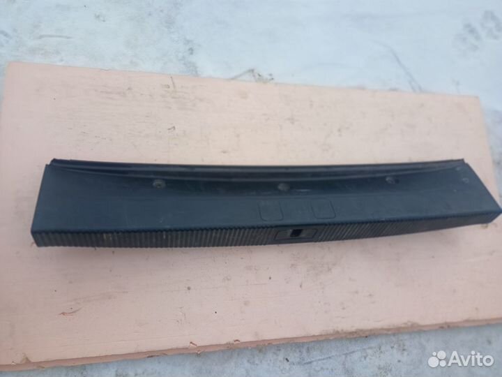 Обшивка багажника Audi S8 D3