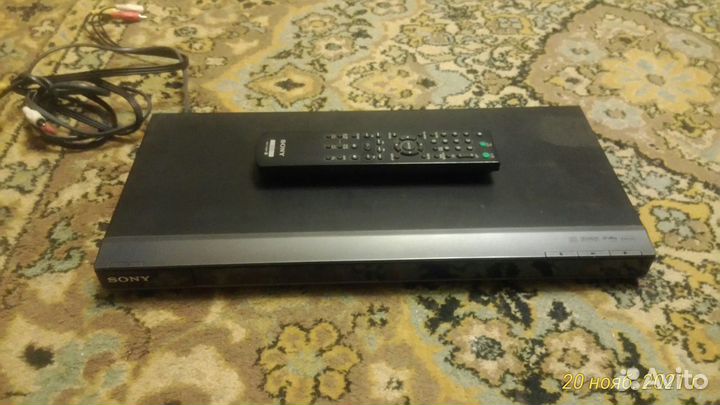 DVD плеер Sony