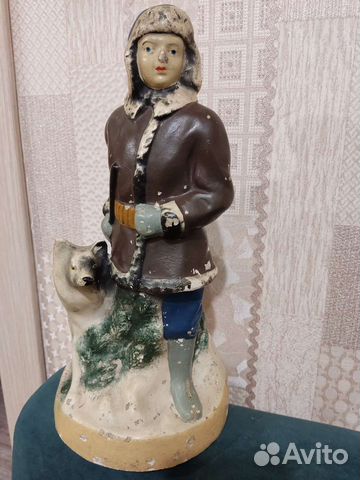 Статуэтка гипсовая СССР, Охотник с собакой. Редкая