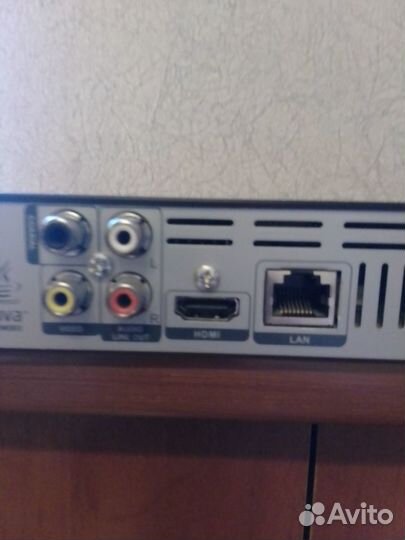 Проигрыватель 3D- DVD с hdmi и USB