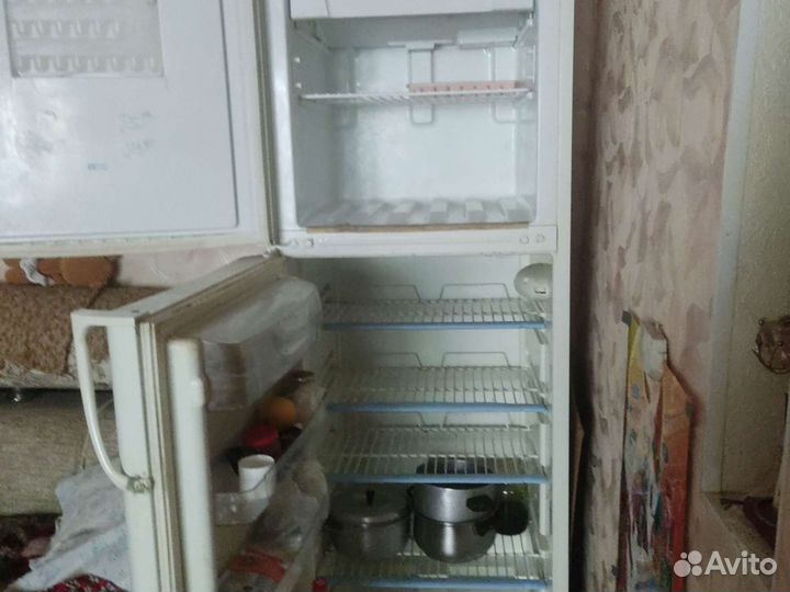 Продам холодильник бу рабочий