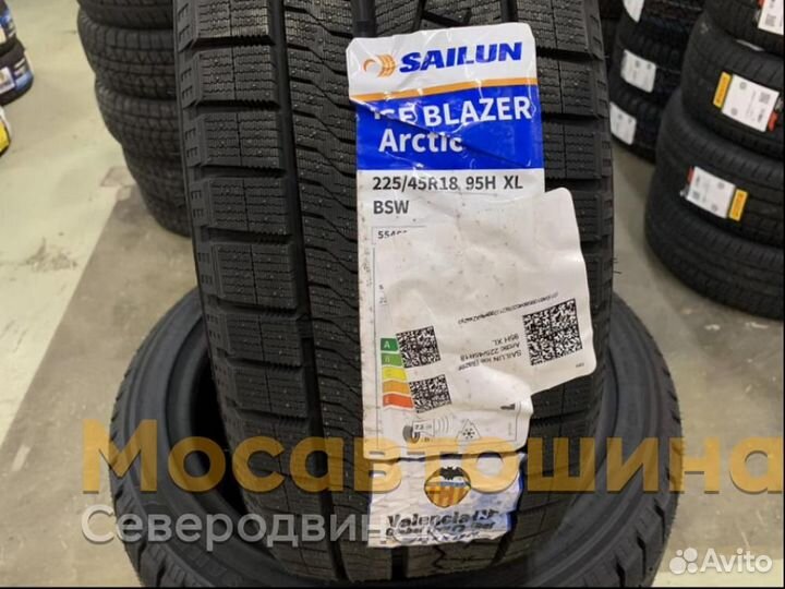 Sailun Ice Blazer Arctic 225/45 R18 95H