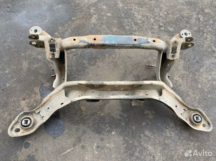 Подрамник задний Volvo S80 3.2 2008