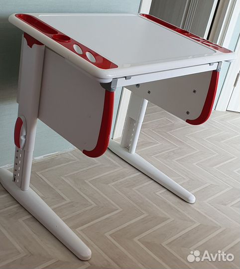 Растущая парта и стул бу