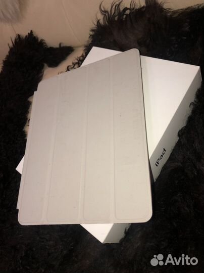 iPad А 1460 с Wi-Fi + 3G(2013)