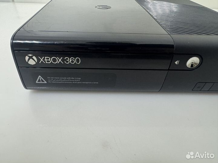 Xbox 360 E 750GB Freeboot 100+ игр Гарантия