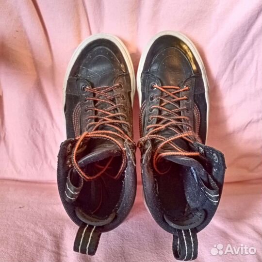 Кроссовки Vans