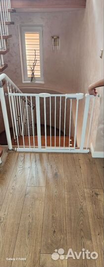 Ворота безопасности для лестницы