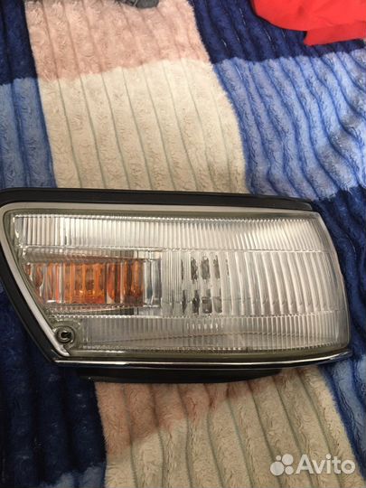 Поворотник на toyota sprinter