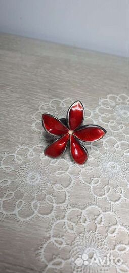 Кольцо женское