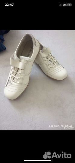 Кроссовки женские 40 размер, кожаные