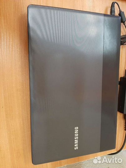 Samsung NP300E5C