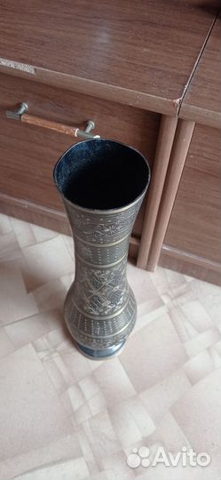 Ваза (ро)