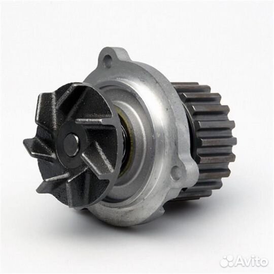 Водяная помпа на Rover 45