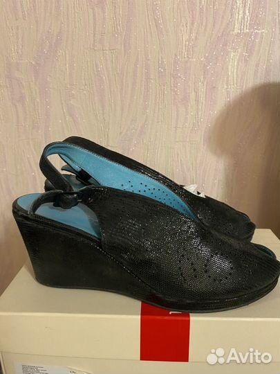 Босоножки женские 40 размер