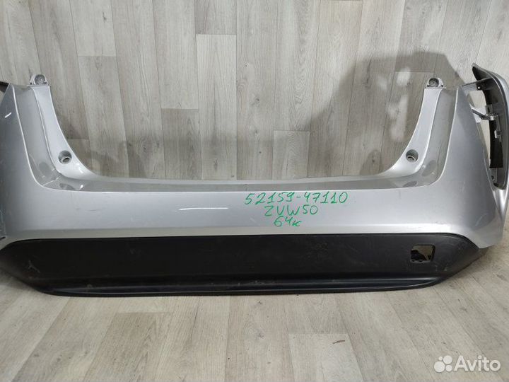 Бампер зад. toyota prius