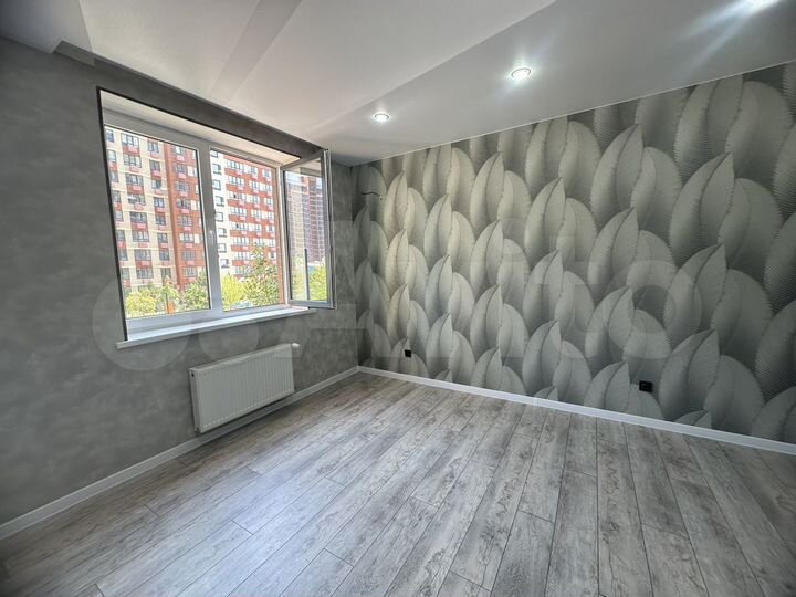 2-к. квартира, 60 м², 2/16 эт.