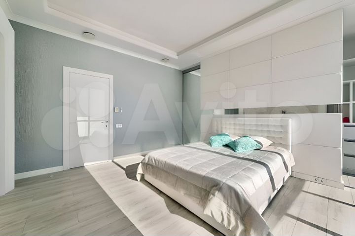 2-к. апартаменты, 90 м², 21/23 эт.
