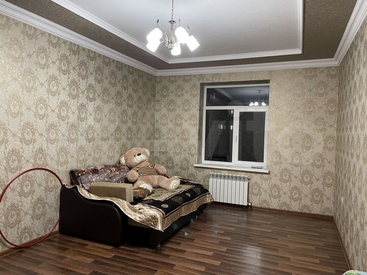 2-к. квартира, 60 м², 4/4 эт.