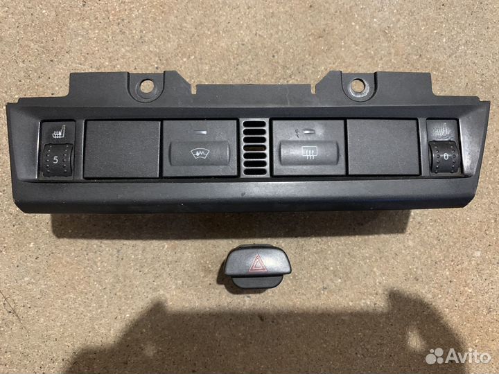 Блок кнопок обогрева Форд Фокус 2 черный