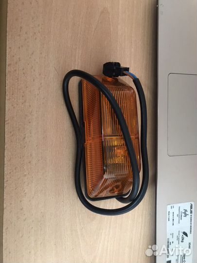 Поворотник правый левый Мерседес Спринтер А0018204