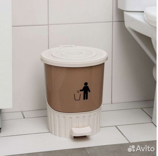 Мусорное ведро с педалью 8л