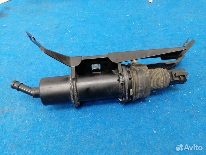 Омыватель фары левый 28655-3Y700 Nissan Maxima A33