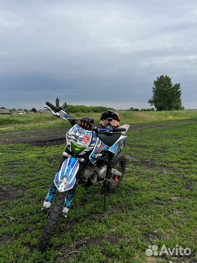 Питбайк regulmoto seven medalist 150e