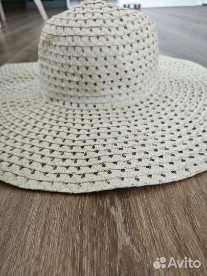 Соломенная шляпа