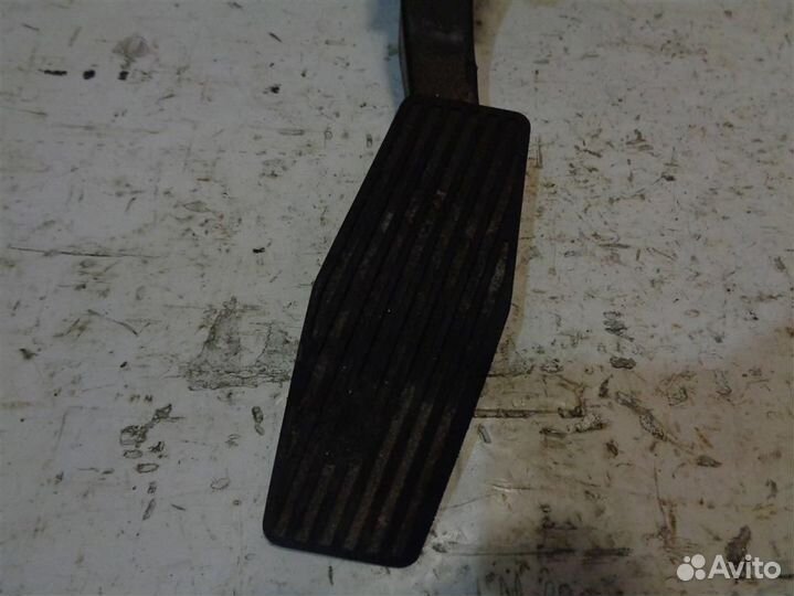 Педаль газа Chevrolet Cruze