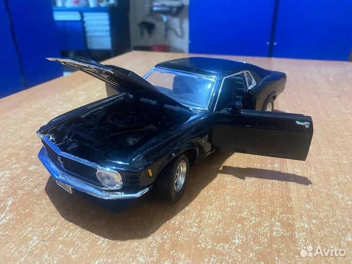 Модель Ford Mustang Boss 1970 Motormax 1/18