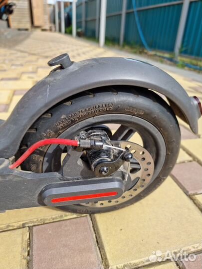 Электросамокат xiaomi m365 pro