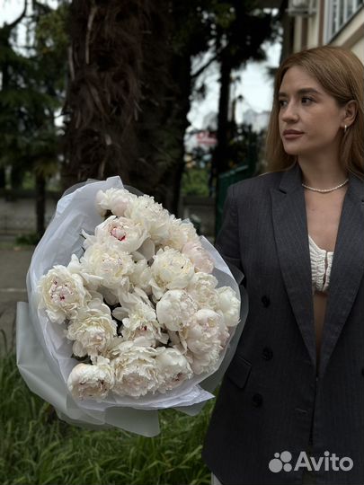 Пионы букет