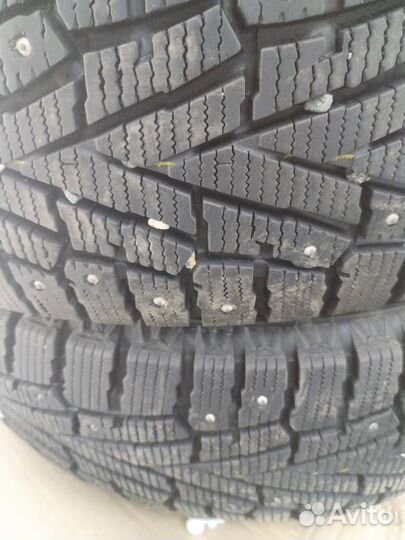 Roadstone Winguard WinSpike 225/65 R17 106T