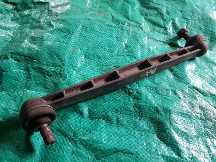 Стойка стабилизатора перед Opel astra H