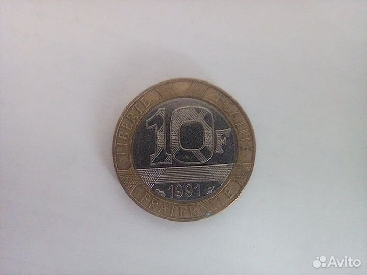 Сантимы, пении, франки