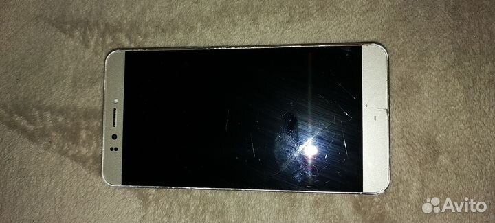 Samsung Galaxy A10, 4/32 ГБ