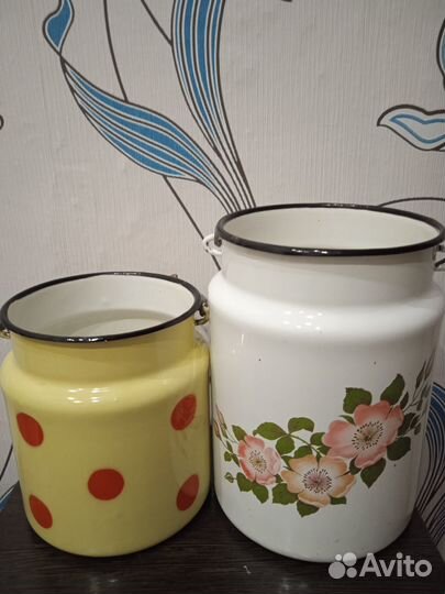 Два бидончика