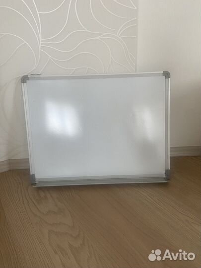 Магнитно маркерная доска бу 60*45 см