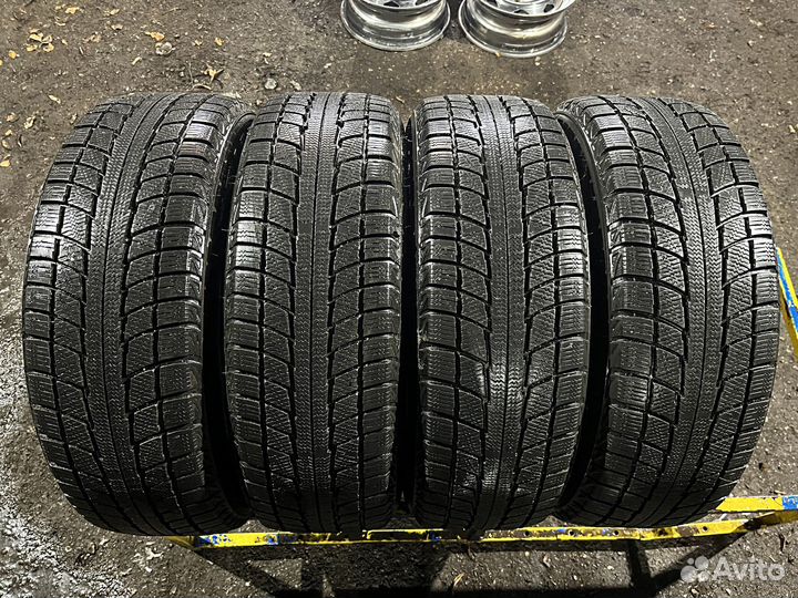 Triangle TR777 215/60 R17 96H