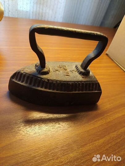 Старый утюг