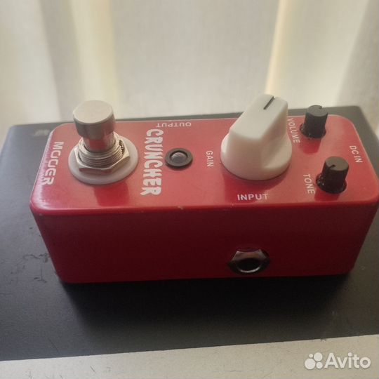 Педаль эффектов mooer cruncher
