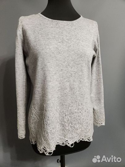 Джемпер женский 44 46 с вышивкой