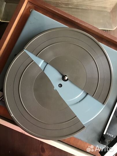 Проигрыватель винила аккорд стерео