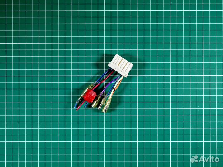 Колодка разъема автомагнитолы Mazda F кузов BG