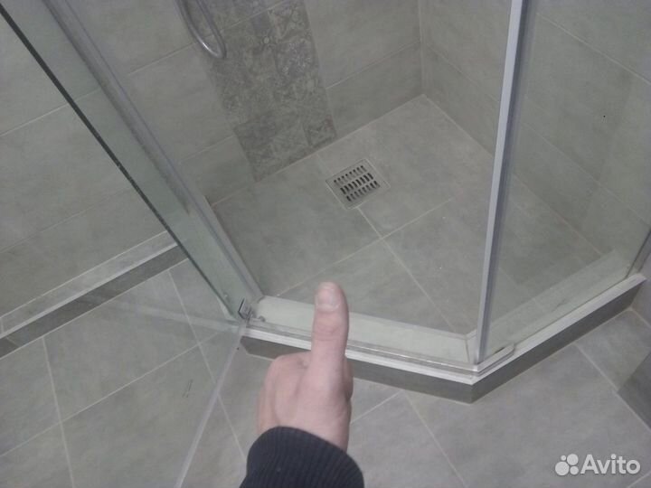 Плиточник. Ремонт ванной комнаты