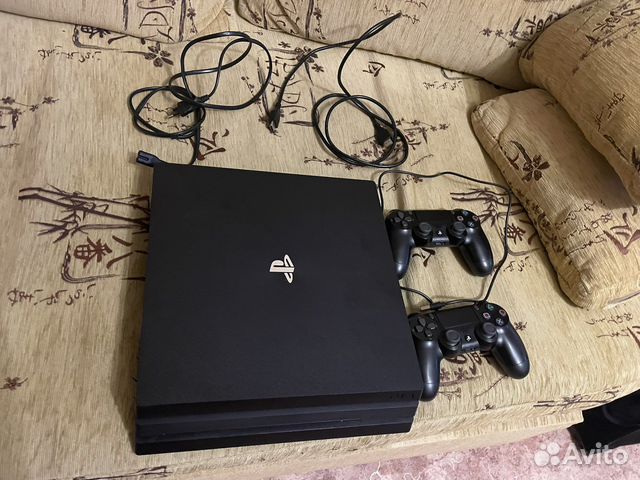 Sony PS4 Pro 1tb 3 ревизия 2 джойстика объявление продам