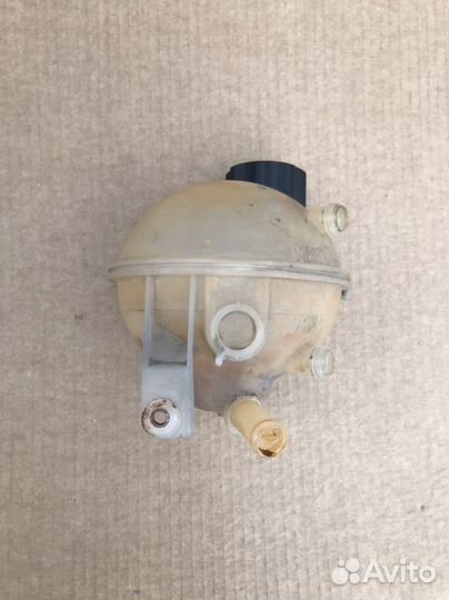 Расширительный бачок Peugeot 307/ 308