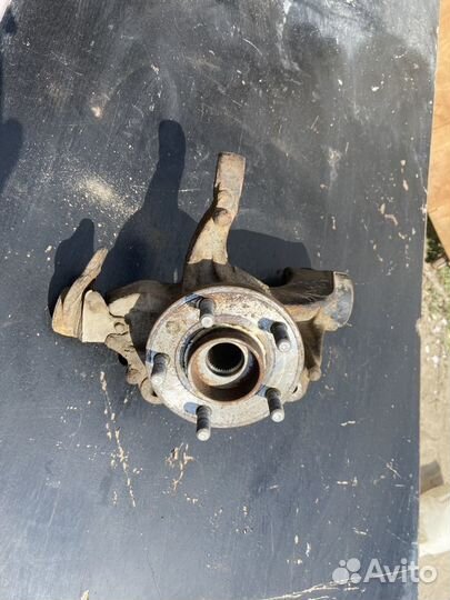 Правый поворотный кулак Форд Мондео 4